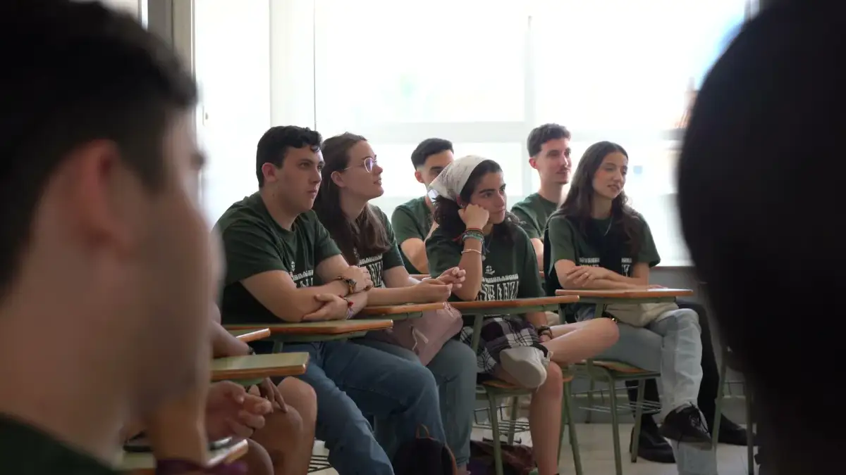 Заняття в навчальному класі: курси робітничих професій в Одесі
